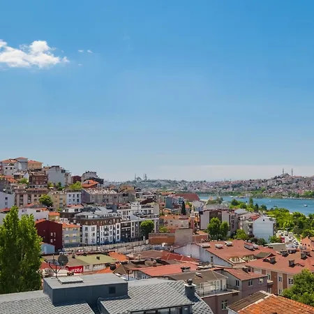 شقة Sea View Duplex W Terrace In Goldenhorn